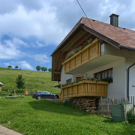 アパート Hofidylle